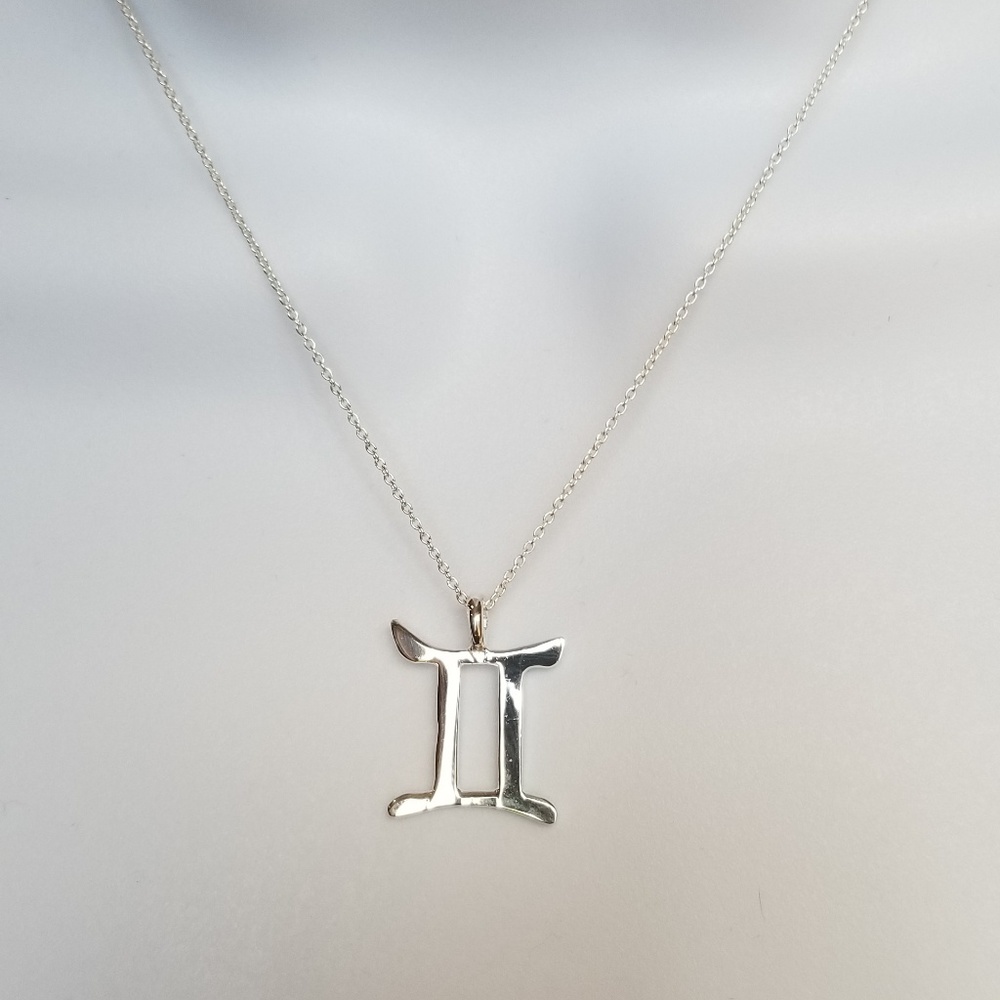 New Delicate 16" Sterling Silver Gemini Necklace w